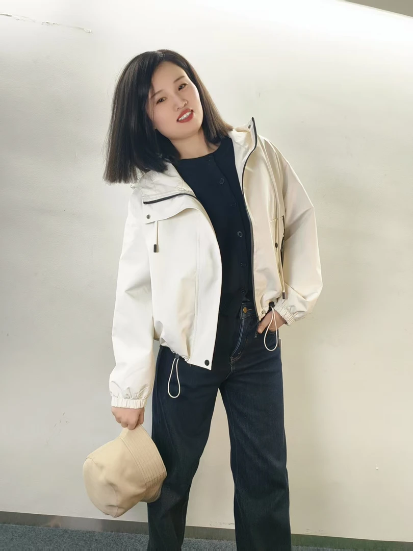 W1   春秋款拉链口袋连帽外套