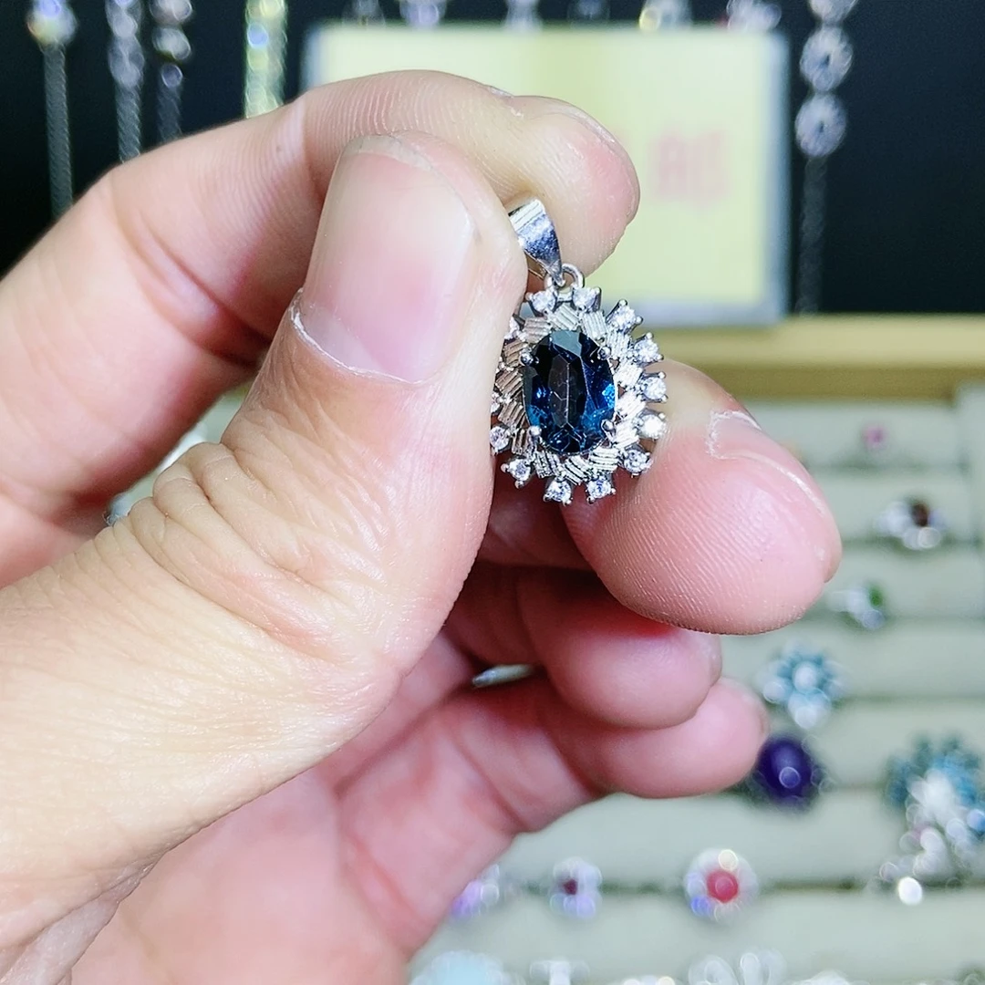 【闪购商品】吊坠(不含链)未镶嵌托帕石