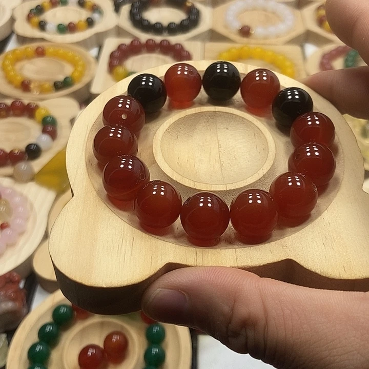 玛瑙/玉髓手链未镶嵌(****康