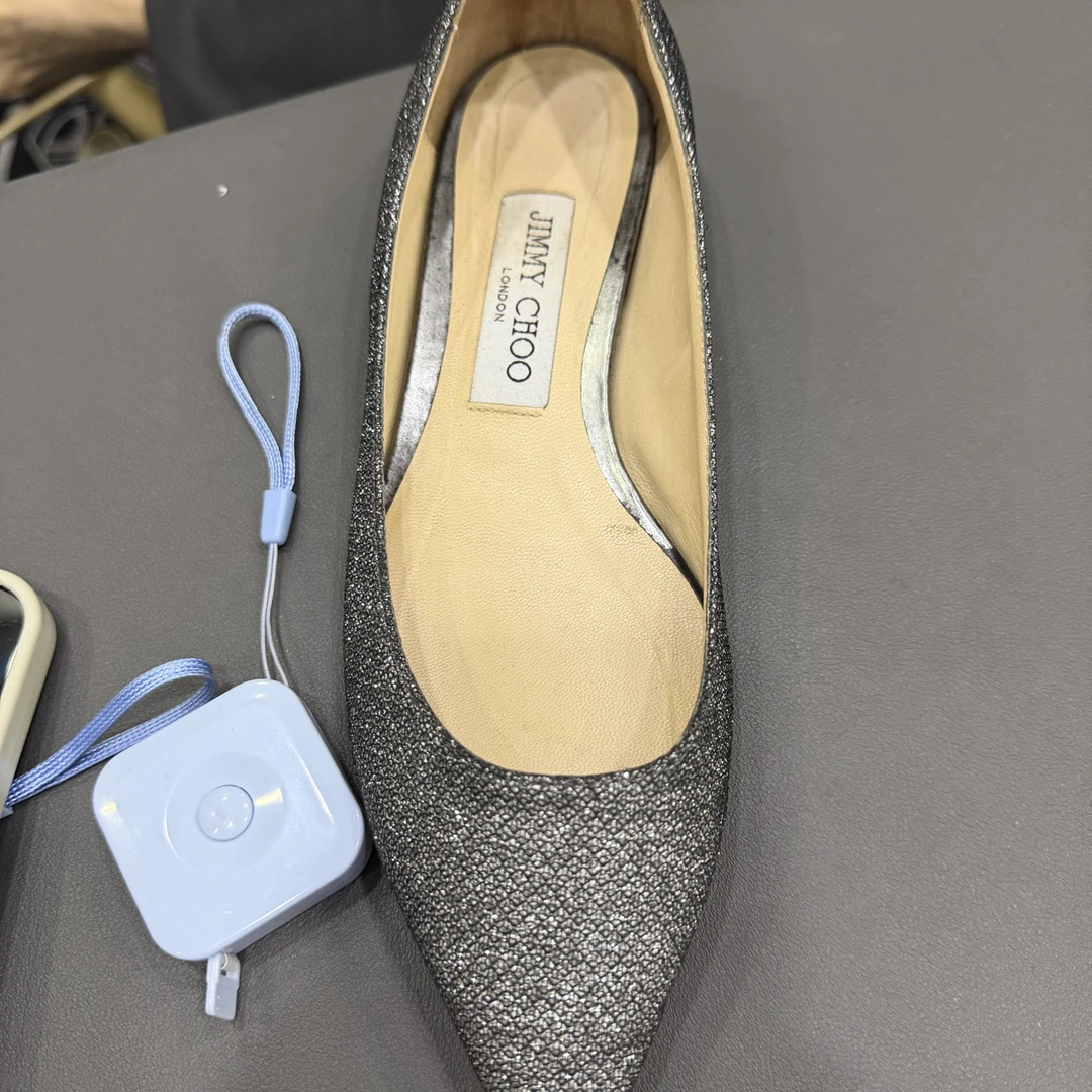 95新 Alexander McQueen/亚历山大·麦昆 吉米周平底鞋不退换