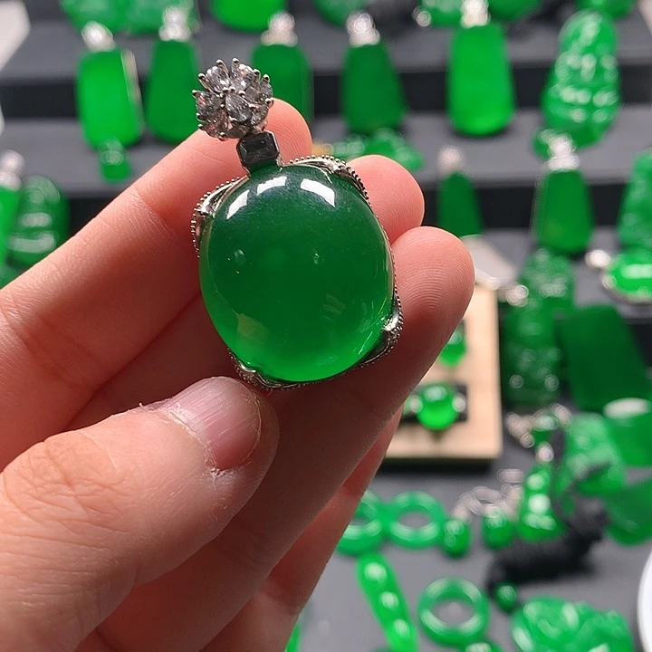 无非金属元*多吊坠