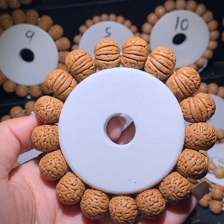 桃核手串金鱼肚原皮