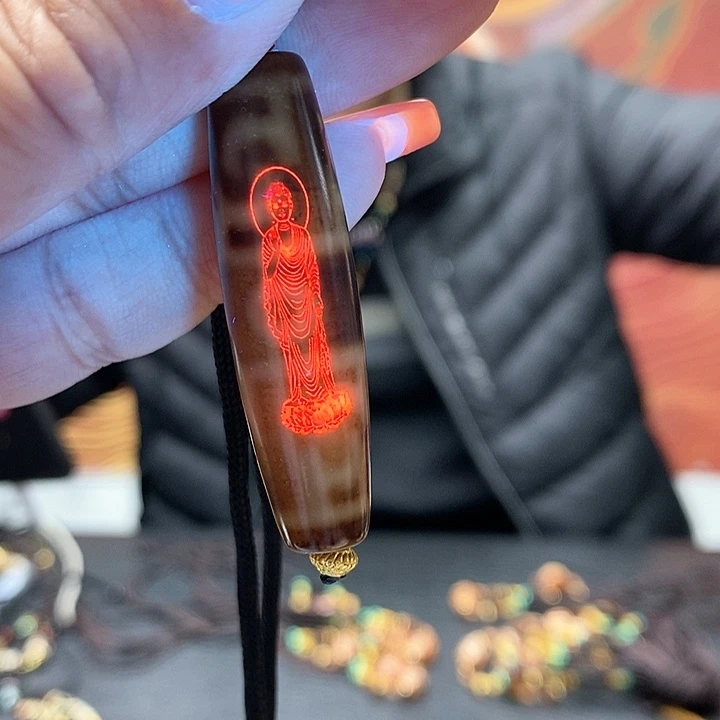 玛瑙/玉髓颈饰合金