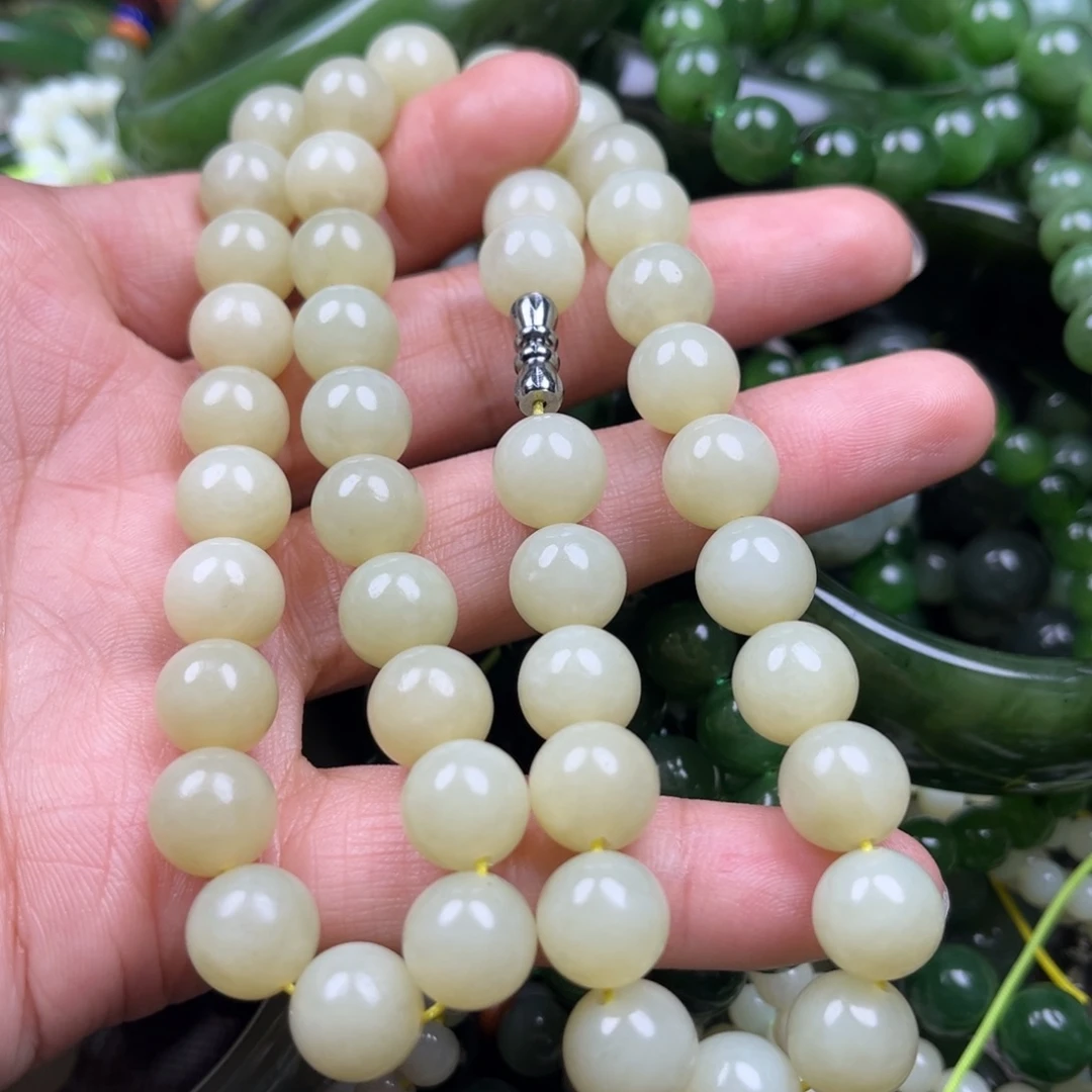 和田玉（黄玉）未镶嵌颈饰