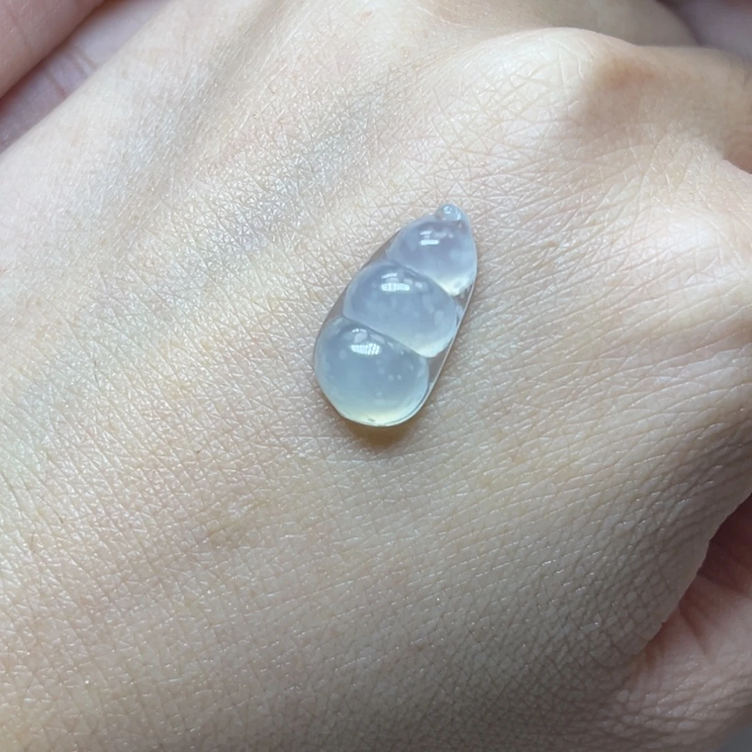 翡翠裸石缅甸翡翠