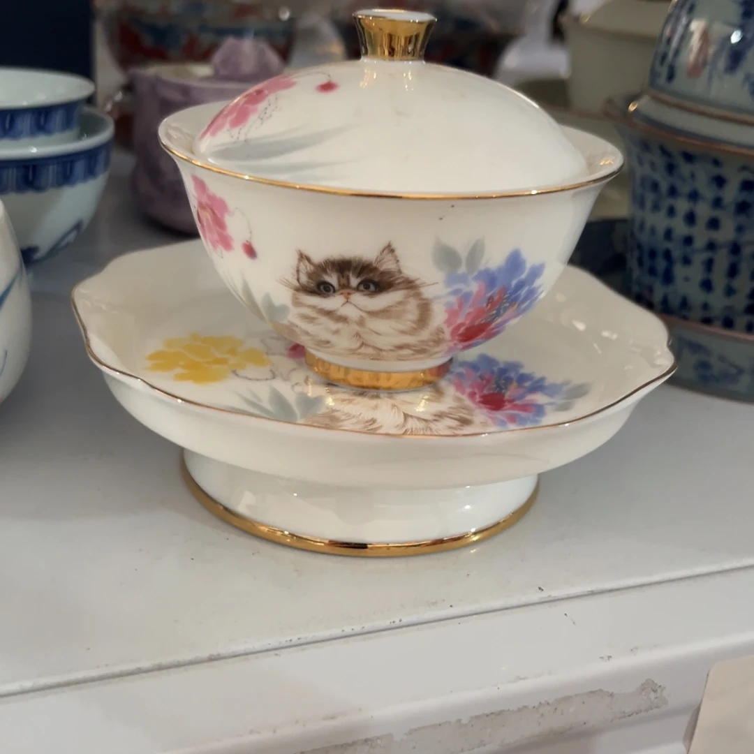 陶瓷艺术的发展和艺术创作