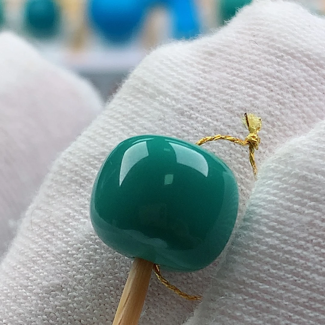 绿松石未镶嵌珠宝奇石10.5