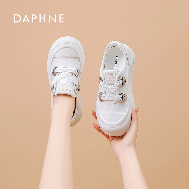 达芙妮2025夏季新款真皮透气女鞋休闲百搭外穿厚底鞋子时尚小白鞋