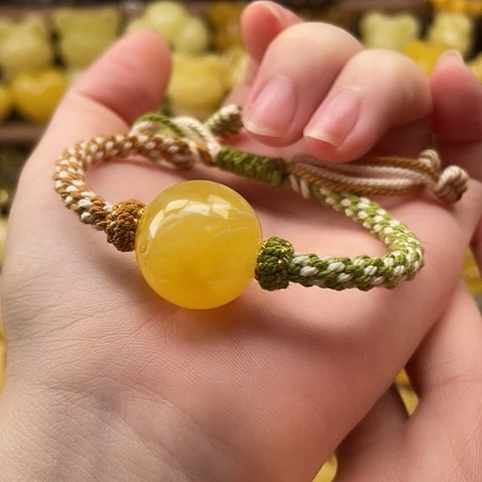 未镶嵌琥珀珠宝奇石