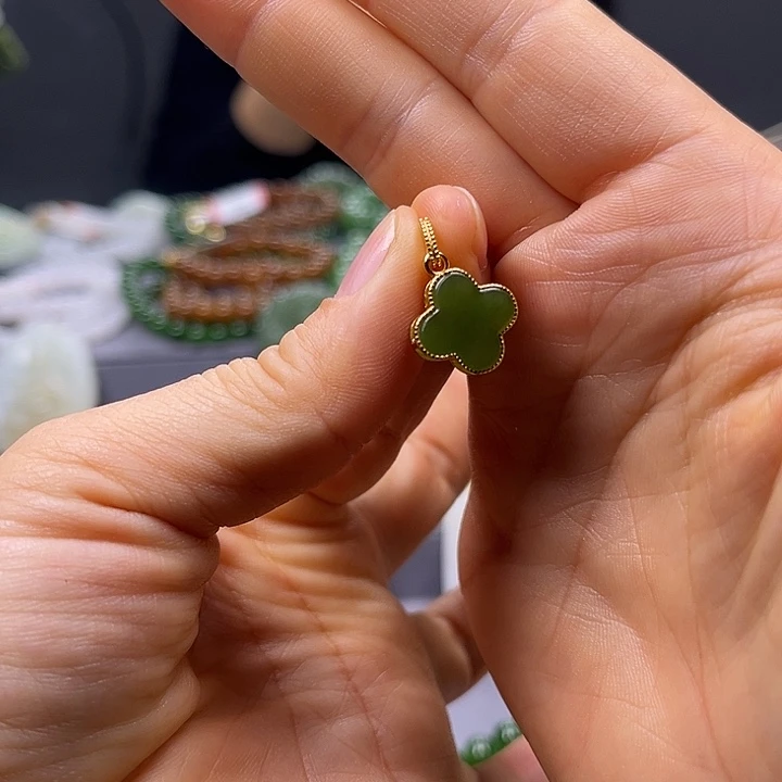 和田玉银S925镶嵌耳饰