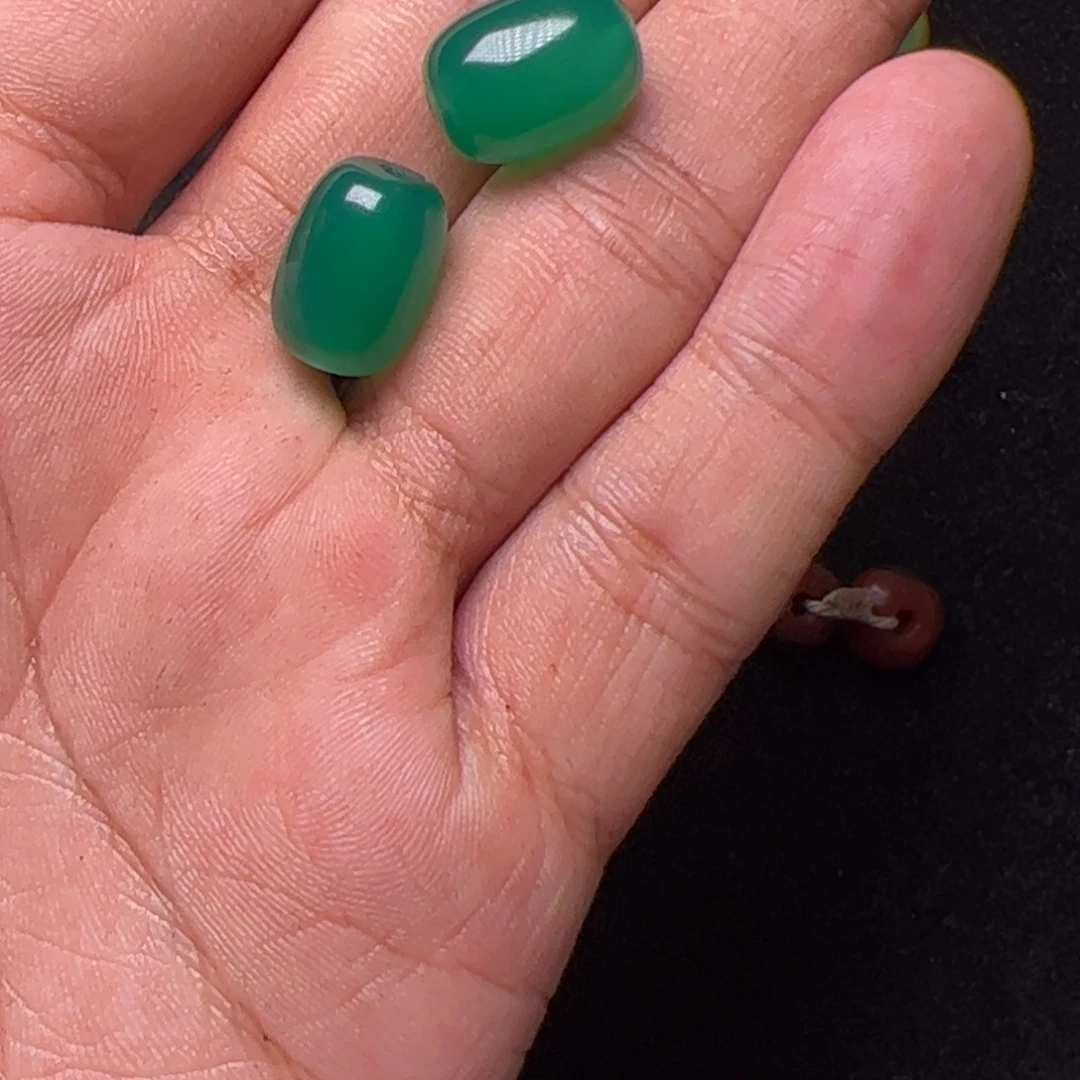 万***销玛瑙/玉髓未镶嵌配饰