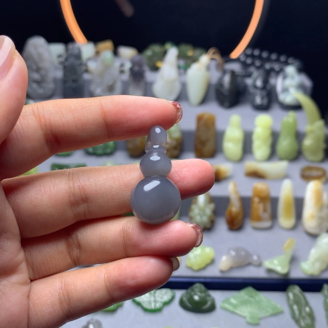 和田玉未镶嵌挂件妮*