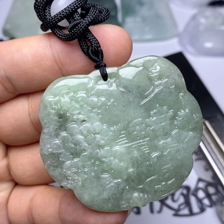 颈饰未镶嵌翡翠翡翠