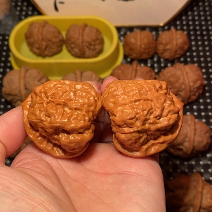 把件文玩核桃细腰超大腿三角箭毒蛙42尺