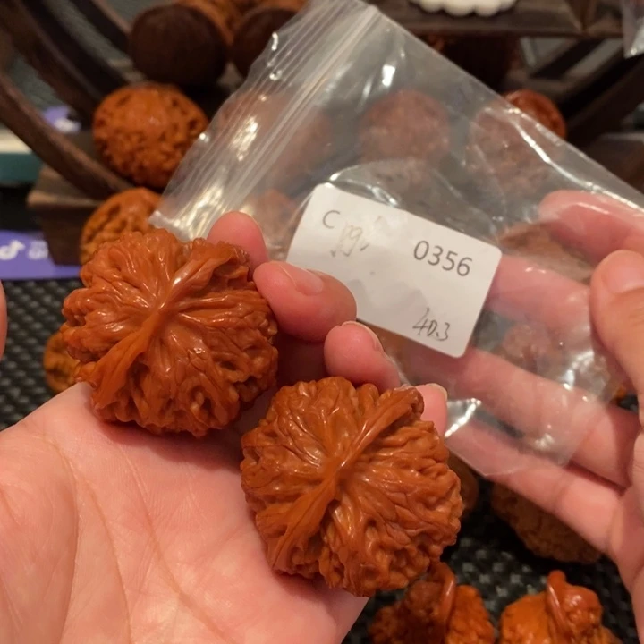 道***香文玩核桃把件精品