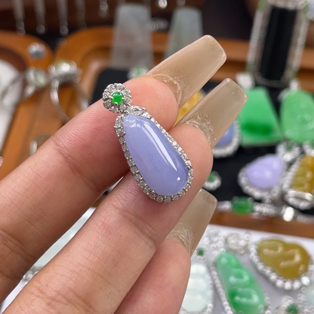 颈饰银S925镶嵌翡翠吊坠