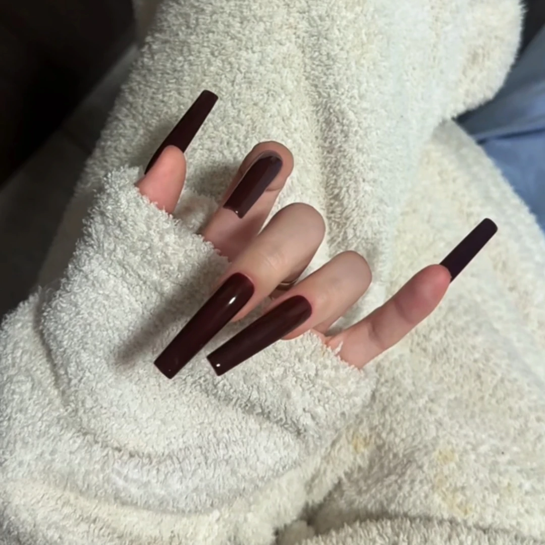 秋冬显白高级纯色手工穿戴甲红色