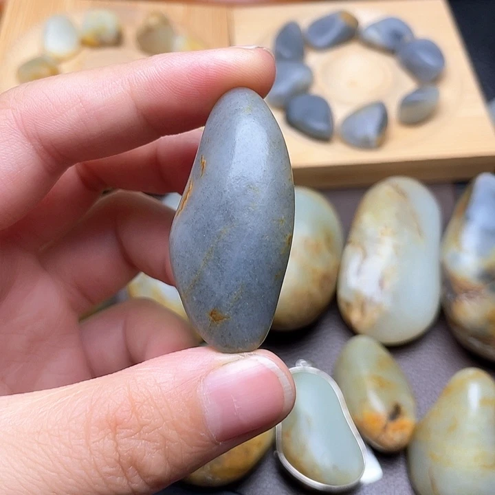 颈饰未镶嵌和田玉5