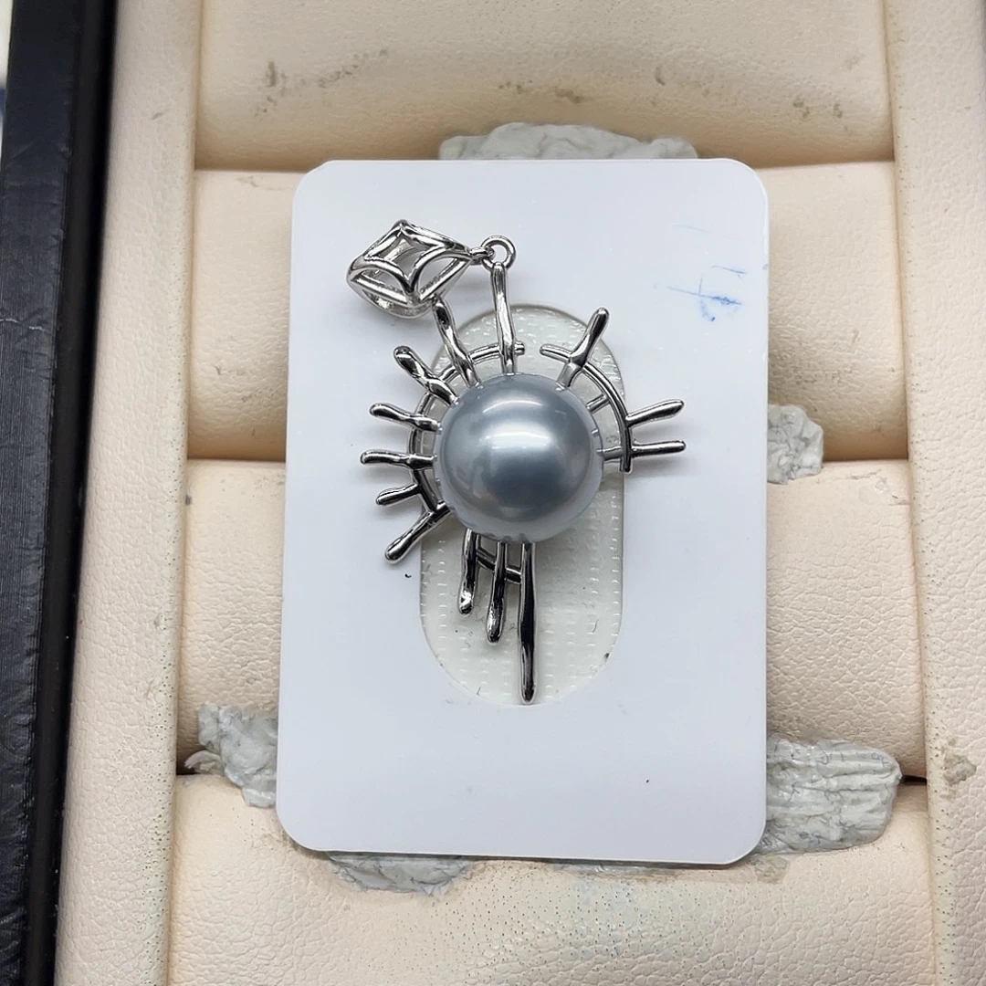 银S925镶嵌颈饰海水珍珠正圆铂金灰蓝的摩天轮吊坠