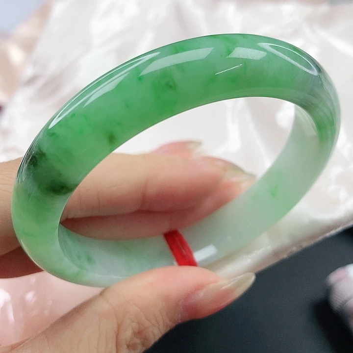 未镶嵌手镯翡翠，315