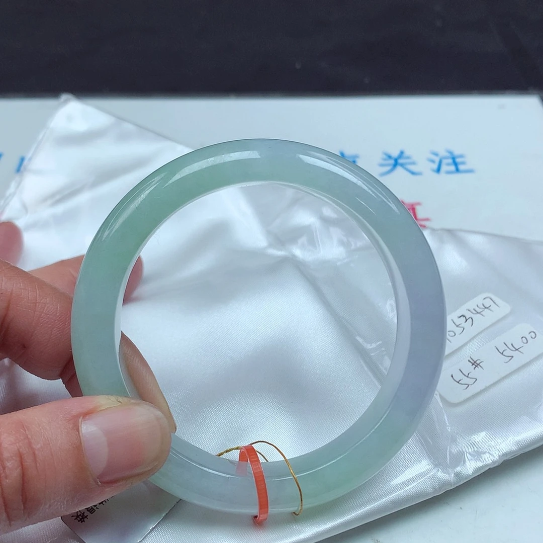 翡翠手镯未镶嵌55圈447
