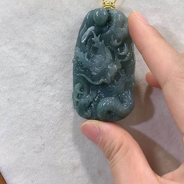 翡翠未镶嵌颈饰翡翠吊坠
