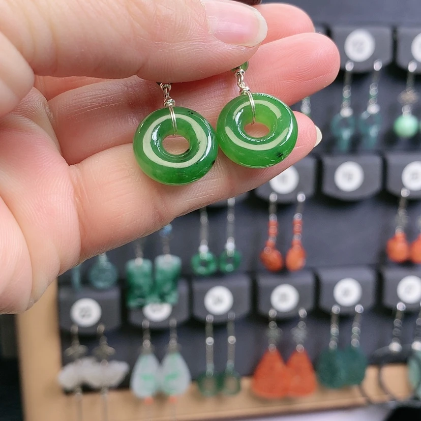 【闪购商品】和田玉耳饰未镶嵌珍*精美