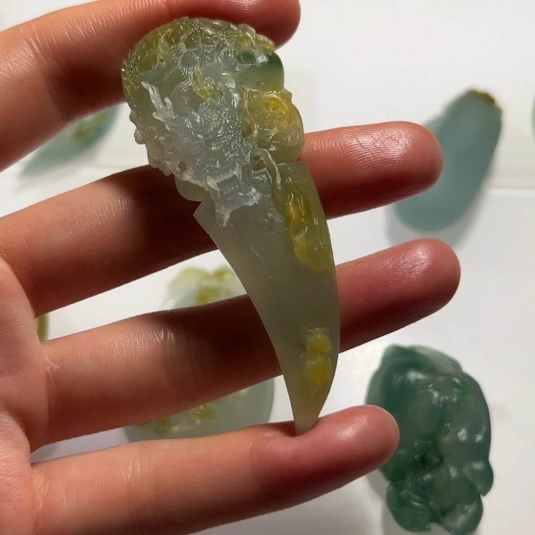 未镶嵌定制翡翠挂件