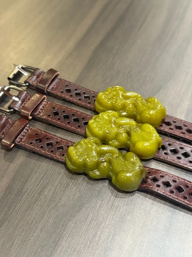 合金皮质手链 天然牛油果貔貅精美时尚百搭表带款手牌