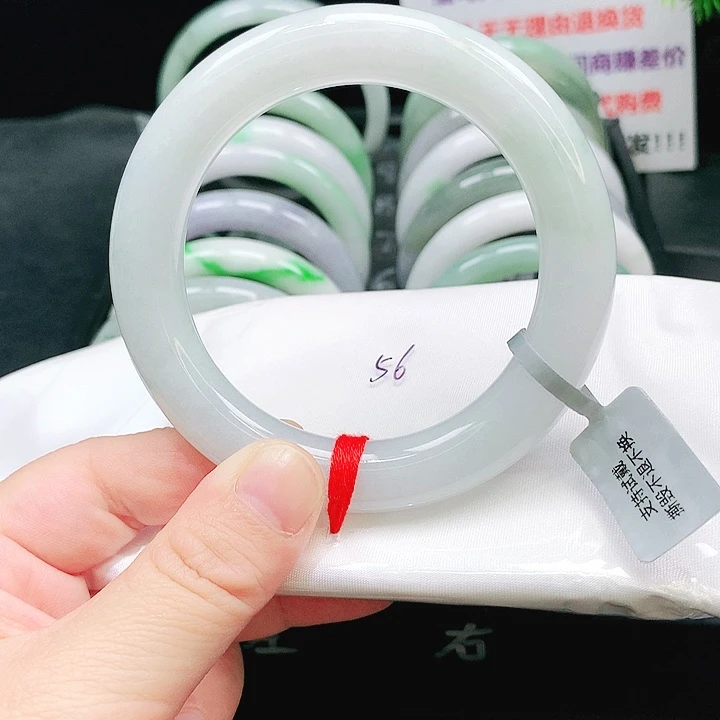 翡翠未镶嵌手镯01