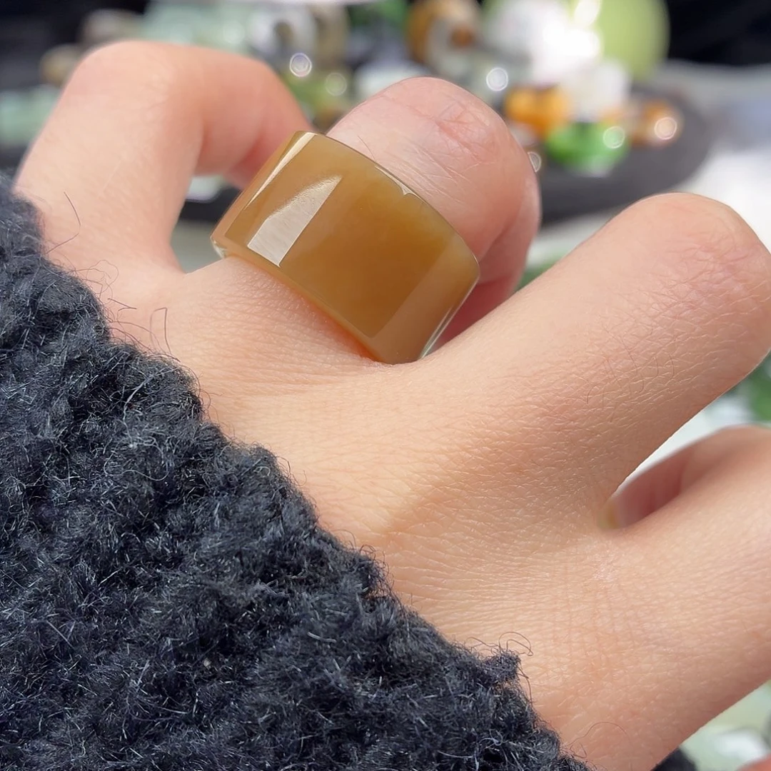 和田玉未镶嵌戒指S25黄糖圆切16.4