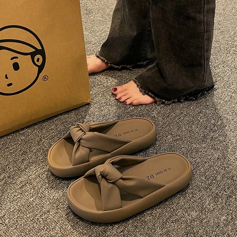 【香港轻奢Sakurano&樱央】高级感凉拖鞋女夏季外穿时尚2025年新