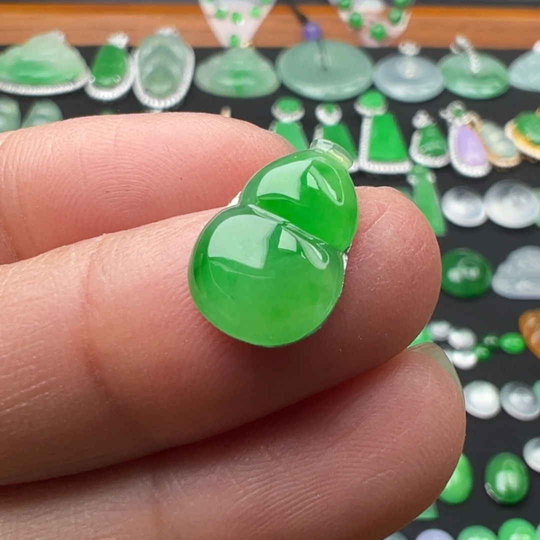 翡翠颈饰未镶嵌葫芦14