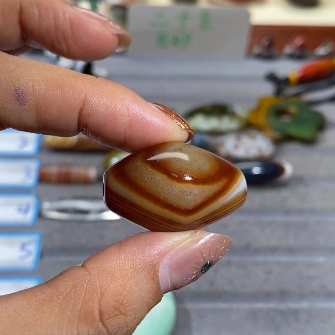 孙***）合金颈饰玛瑙/玉髓