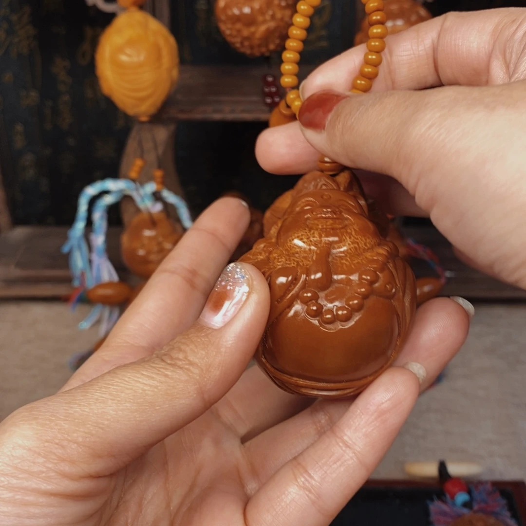 醉***鱼手串/手链橄榄核弥勒加链00789