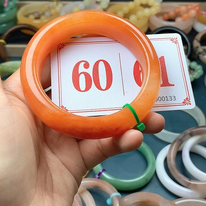 石英质玉（黄龙玉）未镶嵌手镯