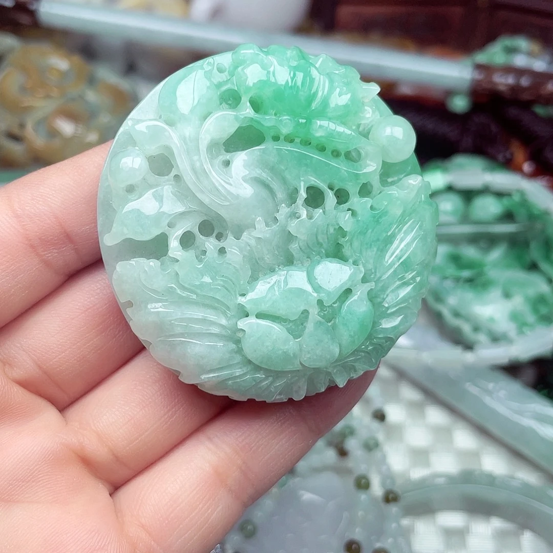 翡翠未镶嵌颈饰翡翠