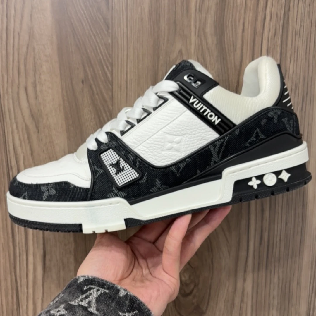 99新 LouisVuitton/路易威登 39 lv 黑白牛仔