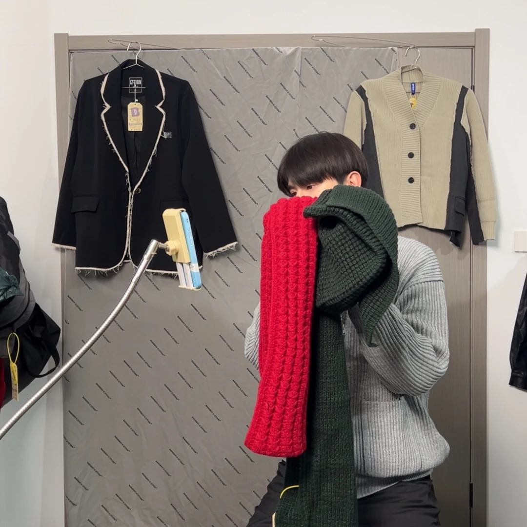 绵红色绿色围巾两条