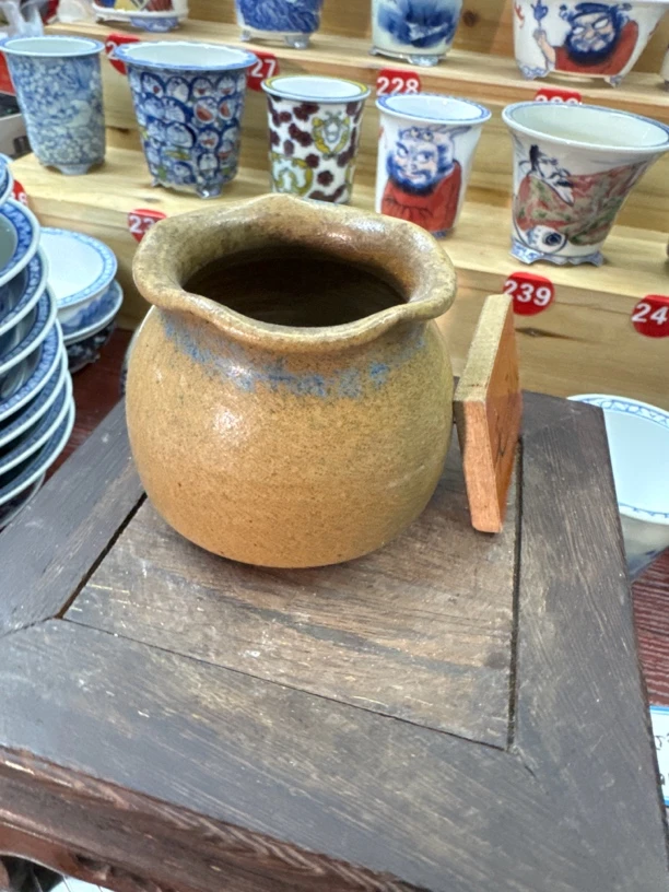 手绘手绘陶瓷花盆