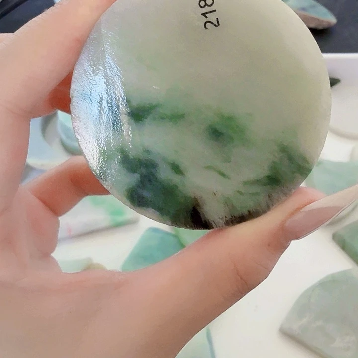 未镶嵌定制翡翠定制