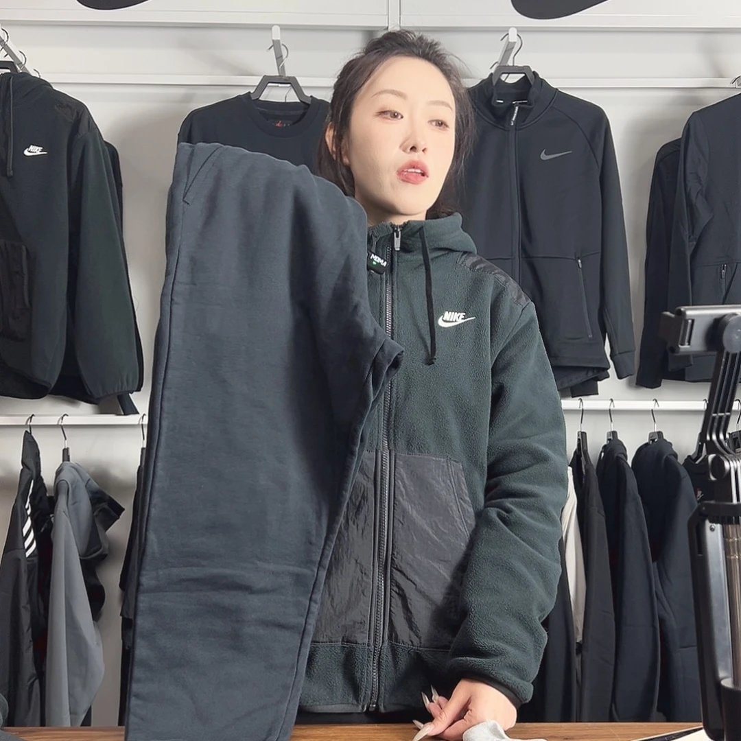 7469裤子黑色m码120-140斤不退换