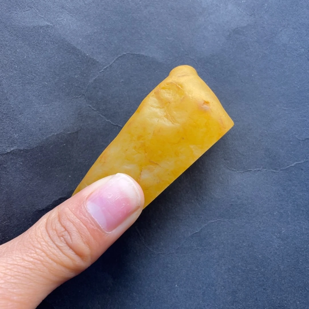 石英质玉黄蜡石料子未镶嵌跃*门