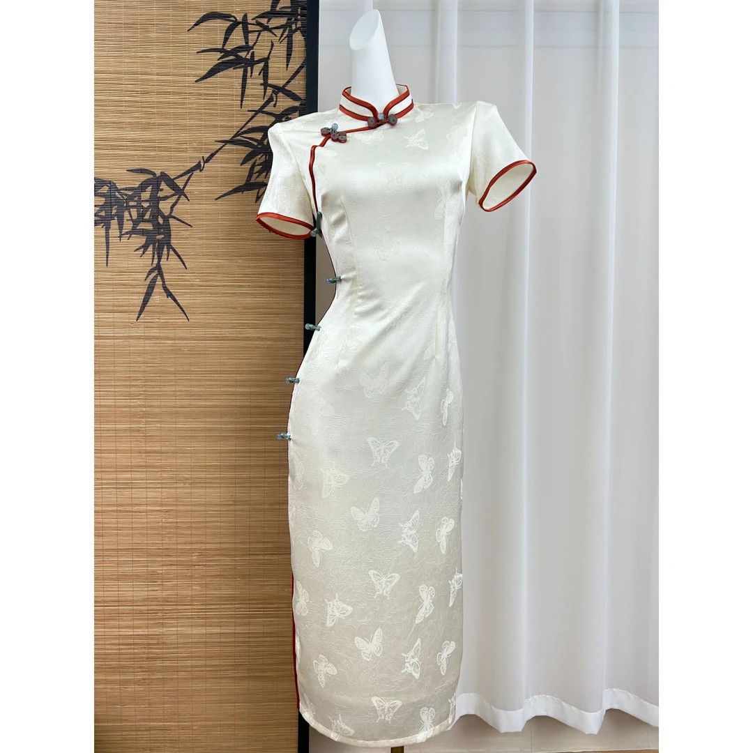 米白新中式国风改良旗袍2025新款修身显瘦气质高级感夏季少女日常