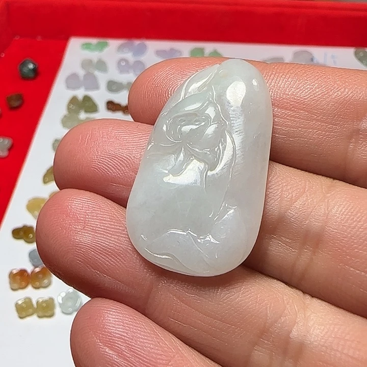 翡翠未镶嵌颈饰天然缅甸翡翠荷叶鱼挂件