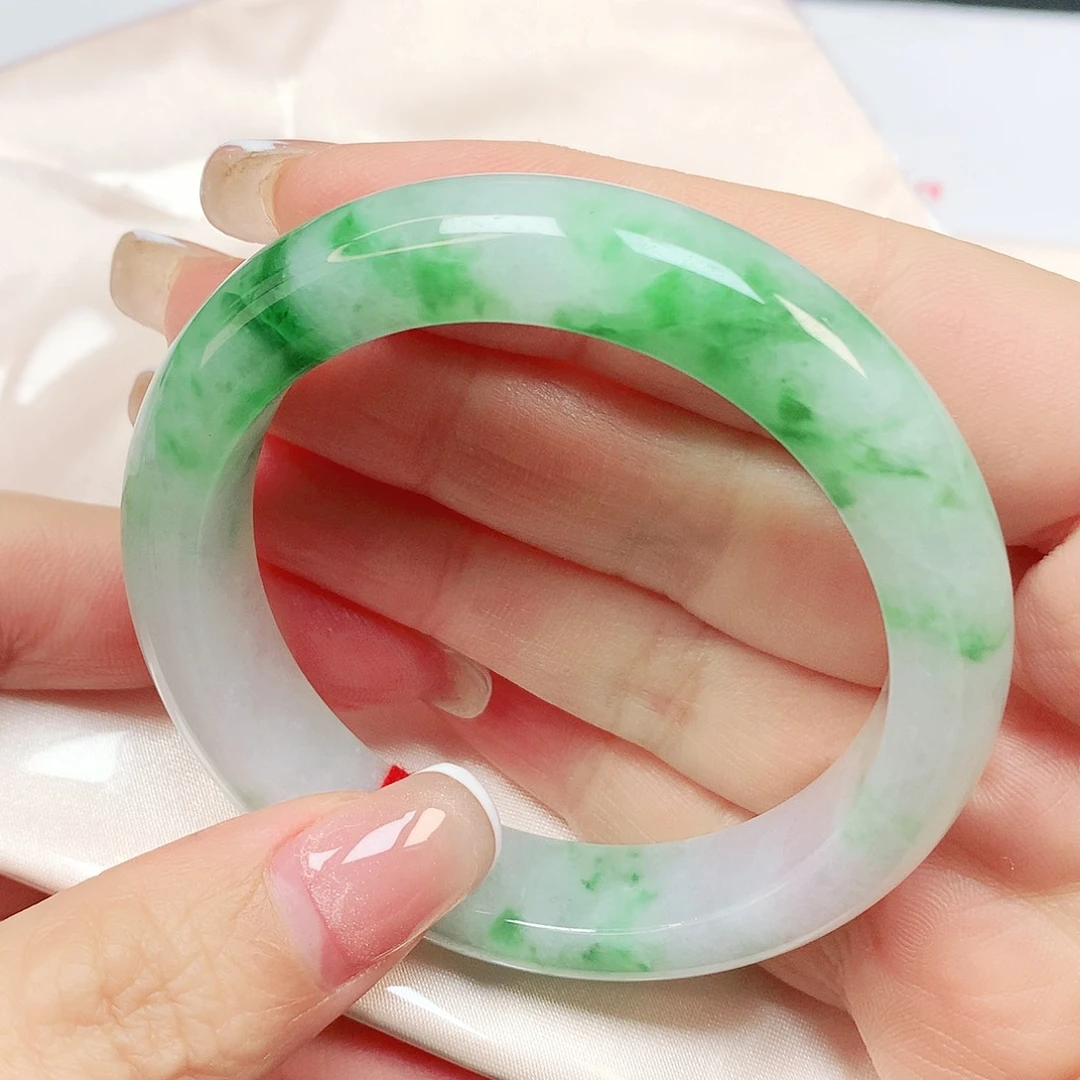 未镶嵌手镯翡翠抖音