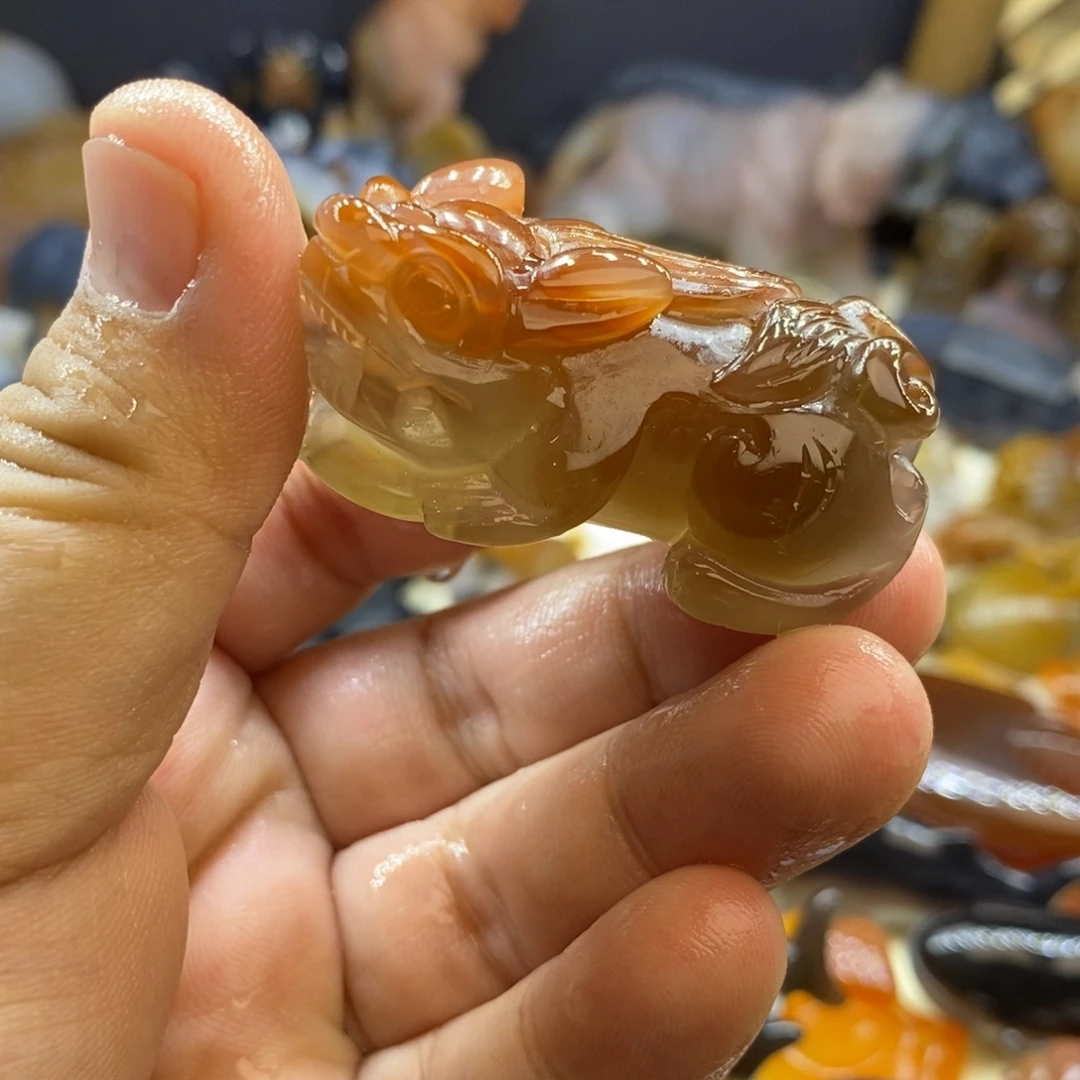 玛瑙/玉髓未镶嵌摆件手把件貔貅
