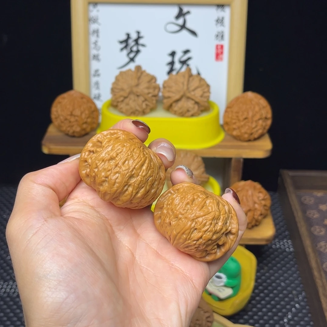 往****吊坠文玩核桃铁锤42打底