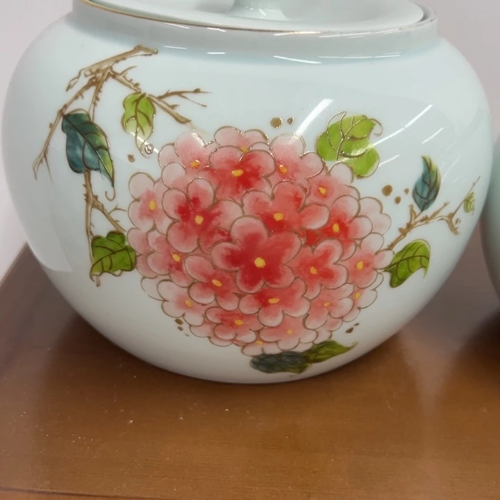 高端陶瓷茶叶密封罐