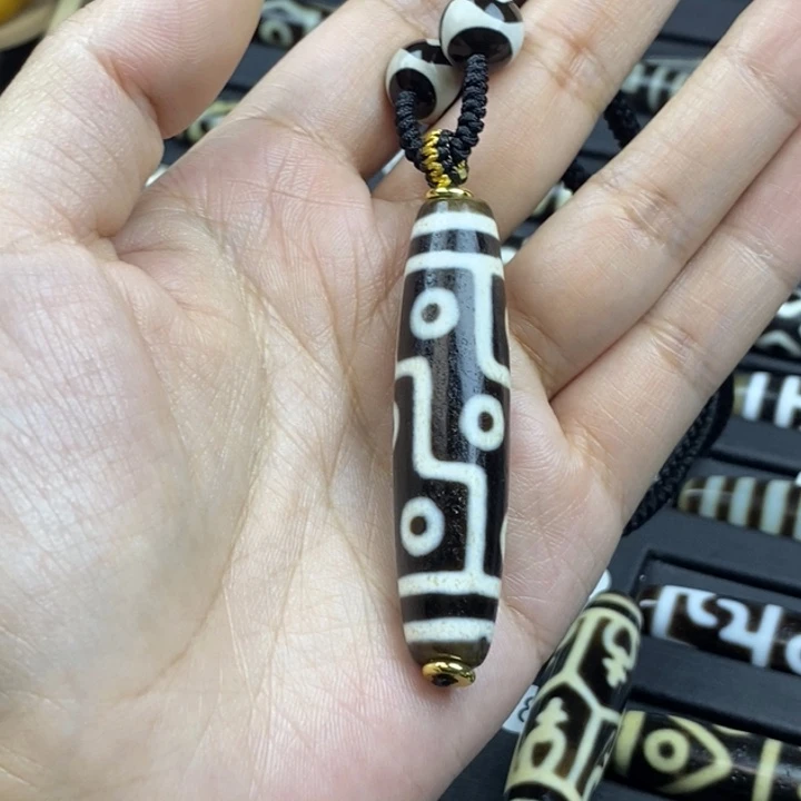玛瑙/玉髓（覆膜）颈饰未镶嵌